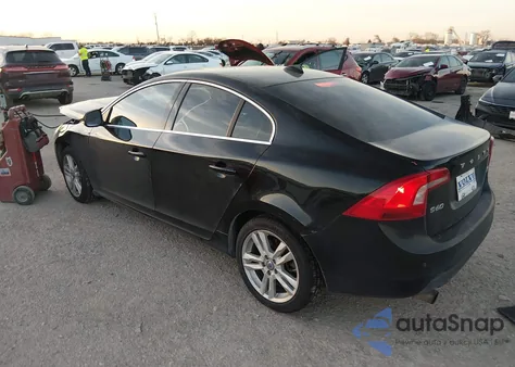 2013 Volvo S60 T5/T5 Platinum/T5 Premier/T5 Premier Plus из США, поврежденный, VIN YV1612FS1D2182503